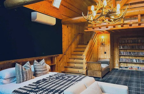 Idyllwild Hotel | The Fireside Inn