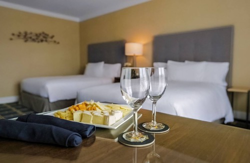 Sunnyvale West Hotel | The Grand Hotel