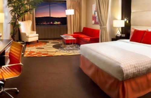 Reno Hotel | The Grand King with Spectacular View