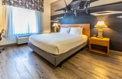 Hanford Hotel | The Hanford Hotel, an Ascend Collection Hotel