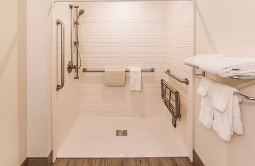Hanford Hotel | The Hanford Hotel, an Ascend Collection Hotel