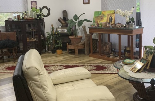 Molendinar House | The Healing place - Quiet, Cozy and close to everything