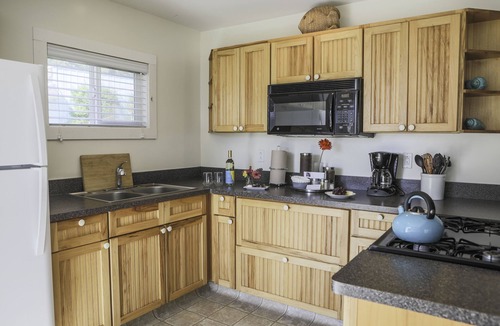 Little River House | The Inn at Schoolhouse Creek