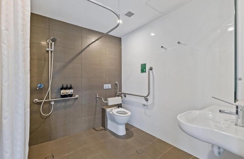 Hamilton Hotel | The Kingsford, an Ascend Collection Hotel