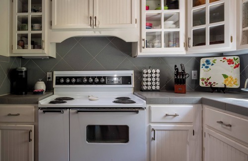 Glencoe Cabin | The Lake House - Beachfront w/Hot tub available!