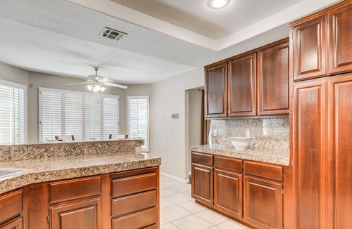 The Section Seven House | THE LAKES - ENTIRE 6 BDRM HOUSE LAS VEGAS/SUMMERLIN
