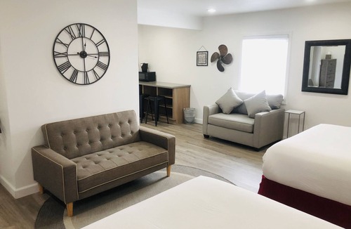 Morro Bay Hotel | The Landing at Morro Bay