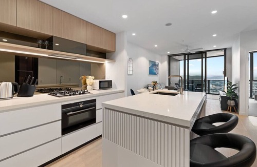 Brisbane Central Business District Apartment | The Luxe Casino Apartment | City Views & Casino Access