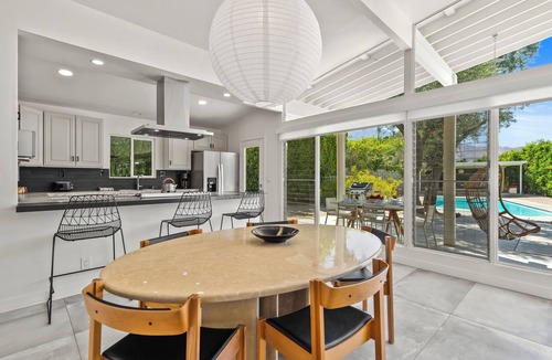 Palm Springs House | The Mod Cherry - Luxury Meets Retro Charm: Stay in a Stunning Palm Springs Retreat