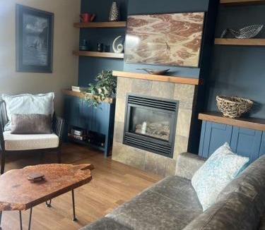Ucluelet Apartment | The Moorage –Downtown Harbour View 2 Bedroom Condo