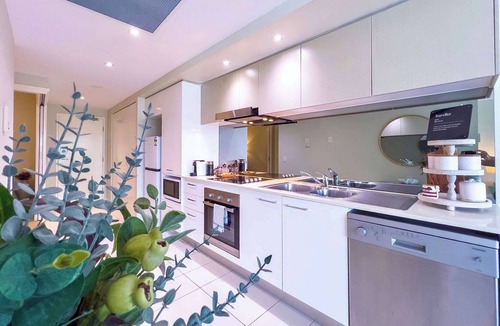 Surfers Paradise Apartment | The New Paradise Retreat