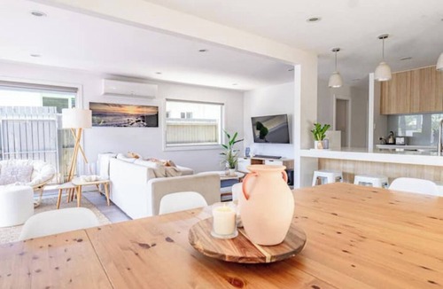 Miami House | The Palm House - Sun, Surf and Style Miami!