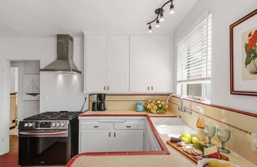 West Beach Apartment | The Palm Terrace - West Beach Retreat
