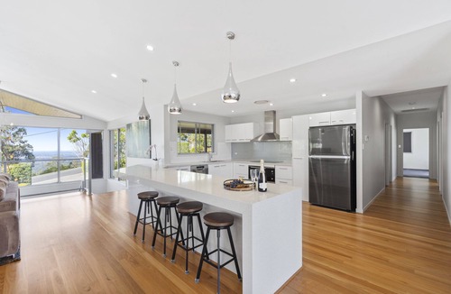 Tallai House | The Panorama Retreat Sleeps 23 14