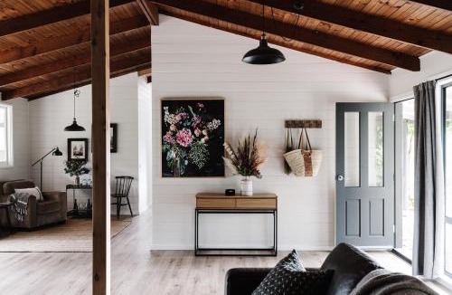 Yarragon South House | The Ridge House - Stylish Gippsland Getaway