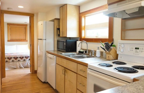 Tofino Hotel | The Shoreline Tofino