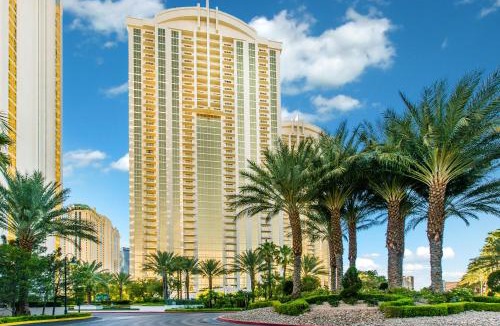 Las Vegas Apartment | The Signature MGM Condos