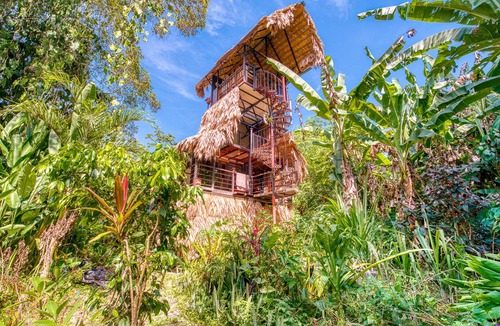Puerto Viejo de Talamanca House | The Sloth House 1 -Couples PooL- BeacH BikeS BirdwatchinG Observation Deck