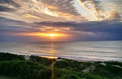 Aston Bay Apartment | The Sparrow's Nest Beach-Front Self-catering