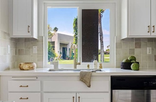 Palm Springs Villa | The Sunset Hideaway by Roav Retreats