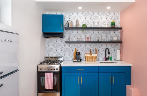 Warm Sands Hotel | The Taylor Suite · Dog-Friendly Yard, Palm Springs