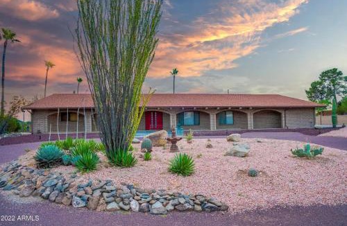 Wickenburg House | The Team Ropers Ranch House