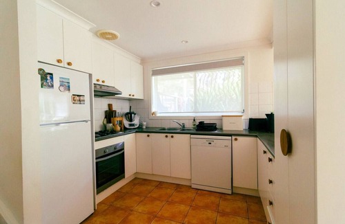 Rye House | The Terracotta Palace - Stylish 3 Bedrooms in Rye