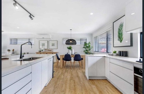 Mermaid Waters House | The Ultimate Family Getaway
