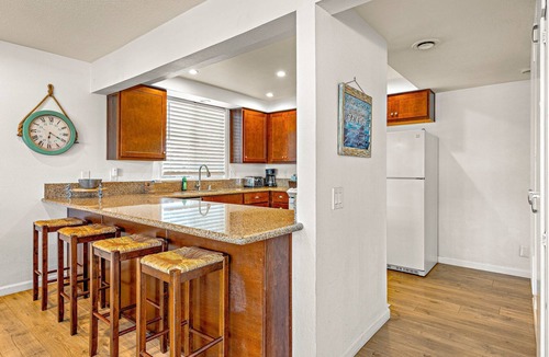 West Newport House | The Ultimate Vacation Destination | Happy Interior | 30 Seconds to the Sand! (lower unit)