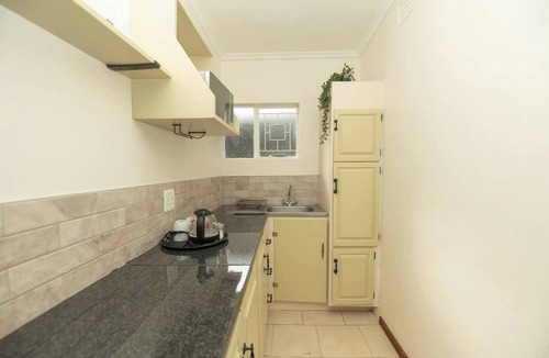 Walmer House | The Valley Guesthouse - Cottage 2
