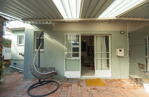 Walmer House | The Valley Guesthouse - Cottage 2
