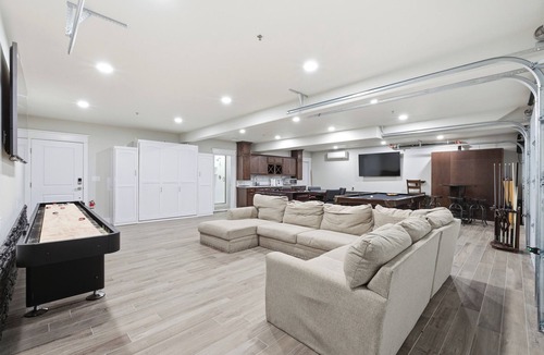 West Village Apartment | The White House | Unit 4 Game Room