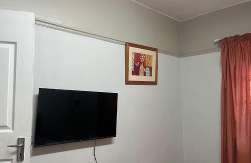 Port Elizabeth Central House | The Willow Whispers guest house