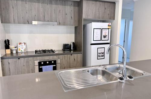 Coomera Villa | Theme Park Retreat Coomera 5 Beds Villa