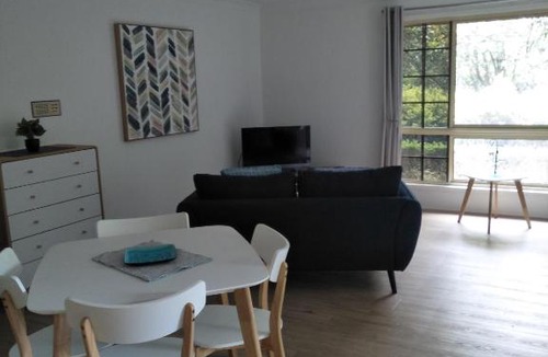 Oxenford House | Theme Park Stay
