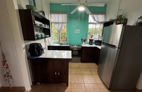 Ojochal House | This house is a 2 bedroom(s), 2 bathrooms, located in Ojochal, Provincia de Puntarenas.