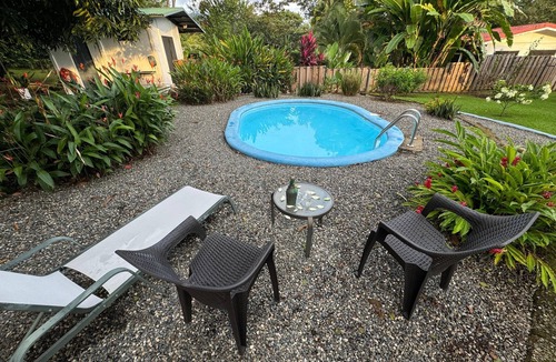 Ojochal House | This house is a 2 bedroom(s), 2 bathrooms, located in Ojochal, Provincia de Puntarenas.