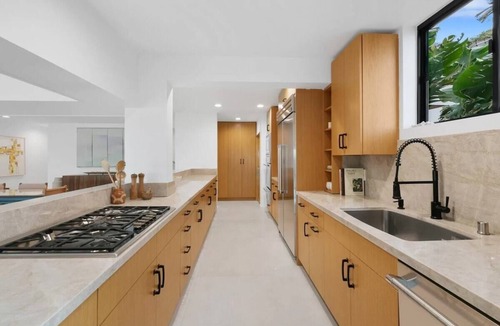 Western Malibu House | This Property once belonged to the iconic Steve McQueen