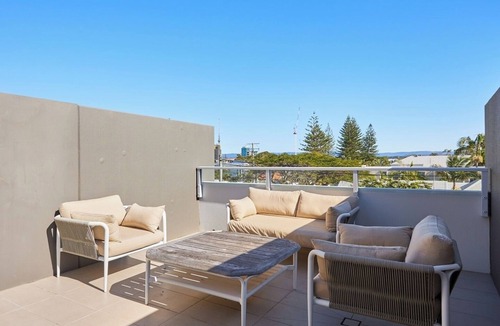 Surfers Paradise Apartment | Three Bedroom Comfortable Villa Surfers Paradise
