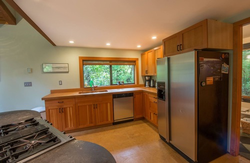 Tofino Cabin | Tofino Surf Cabin