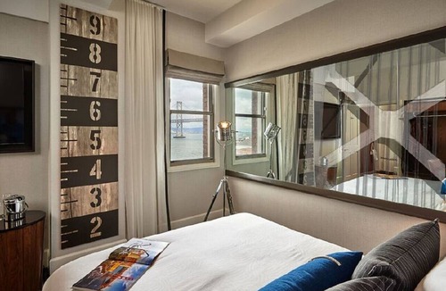 South Beach Hotel | Top Corner Hideaway Stay w/Free Breakfast & Pet-Friendly | Direct YMCA access