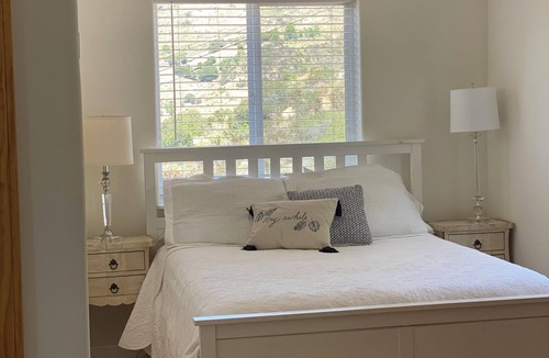 Jamul Cottage | Top San Diego Vineyard and Winery minutes from Downtown