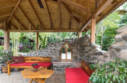 Ballena Villa | Toucan Villa - Riverfront With Pool Near A Beach
