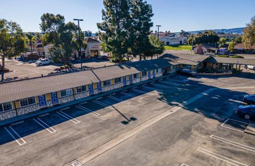 Santa Maria Hotel | Town and Country Inn