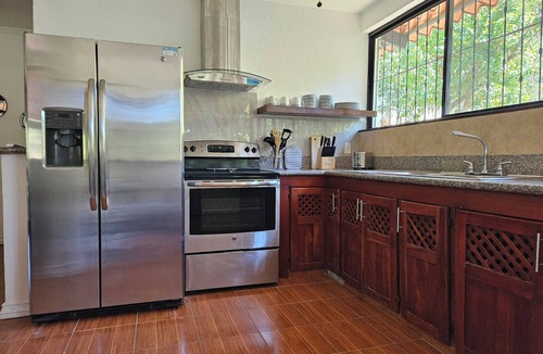 Playa Hermosa Villa | Tranquil 2-bedroom villa with AC in Playa Hermosa