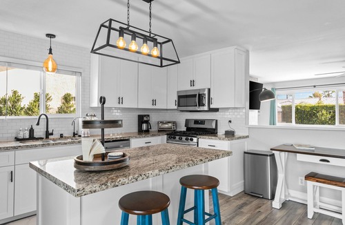 Cathedral City House | Tranquil Escape: Contemporary 3BD Home - A Ryson Property