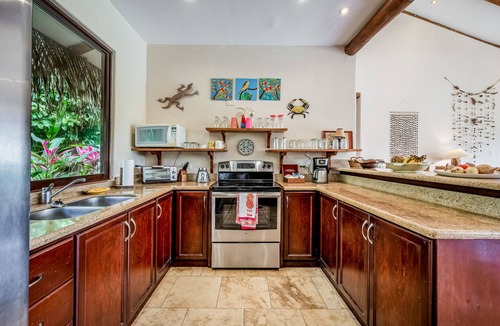Islita Villa | Tranquil retreat with amazing views of rainforest & ocean, pool, rooftop balcony