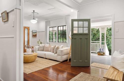 Maleny House | Treehaven House - Charming Queenslander in Maleny