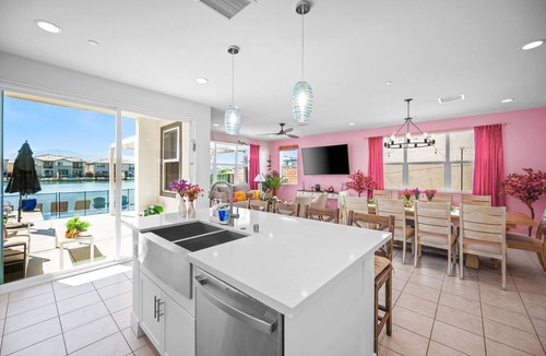 Terra Lago House | [TRENDlNG] Cozy 4BR w/View + Private Pool + Lanai