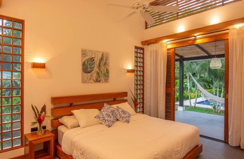 Puerto Viejo de Talamanca Villa | Tres Lodge Villa - 15 min Walk to the Beach